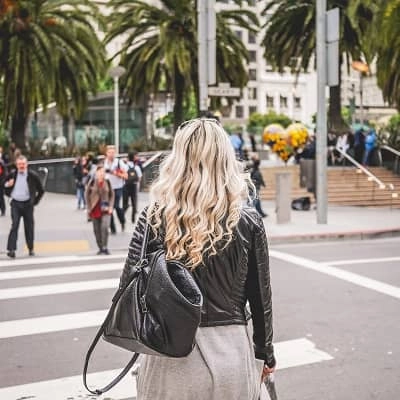 渡辺亜里沙さん